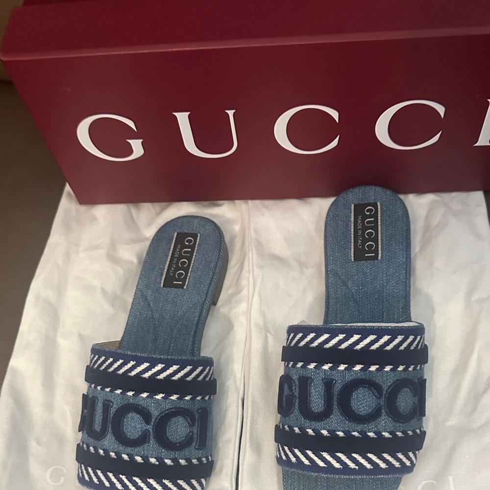 Gucci Blue Denim Slide Sandals with White Braided Trim - Picture 2 of 5